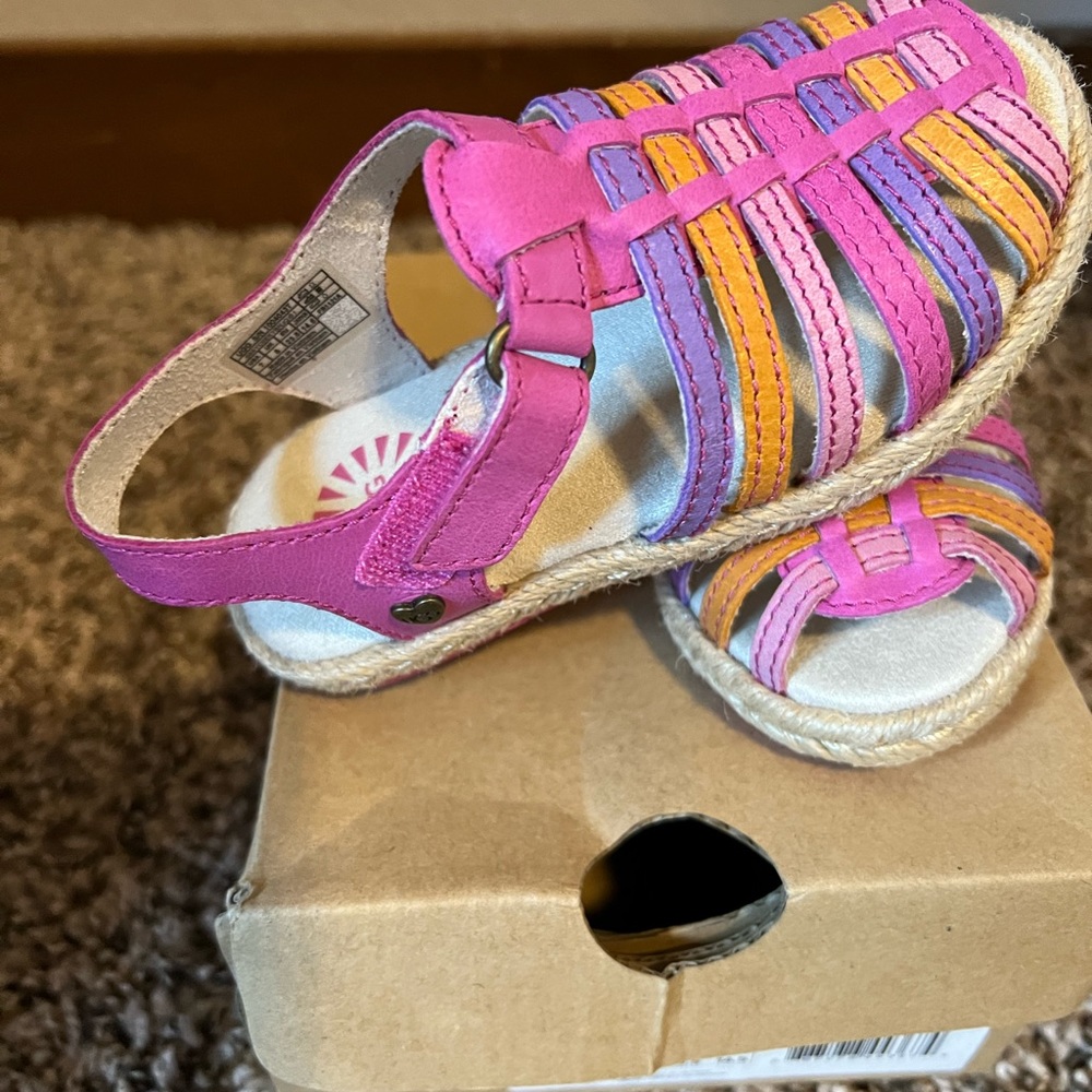 Ugg Girls Toddler Sandals